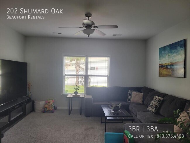 Building Photo - 202 Shumard Oak
