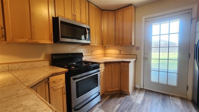 Building Photo - 2506 SW Cornell Ave