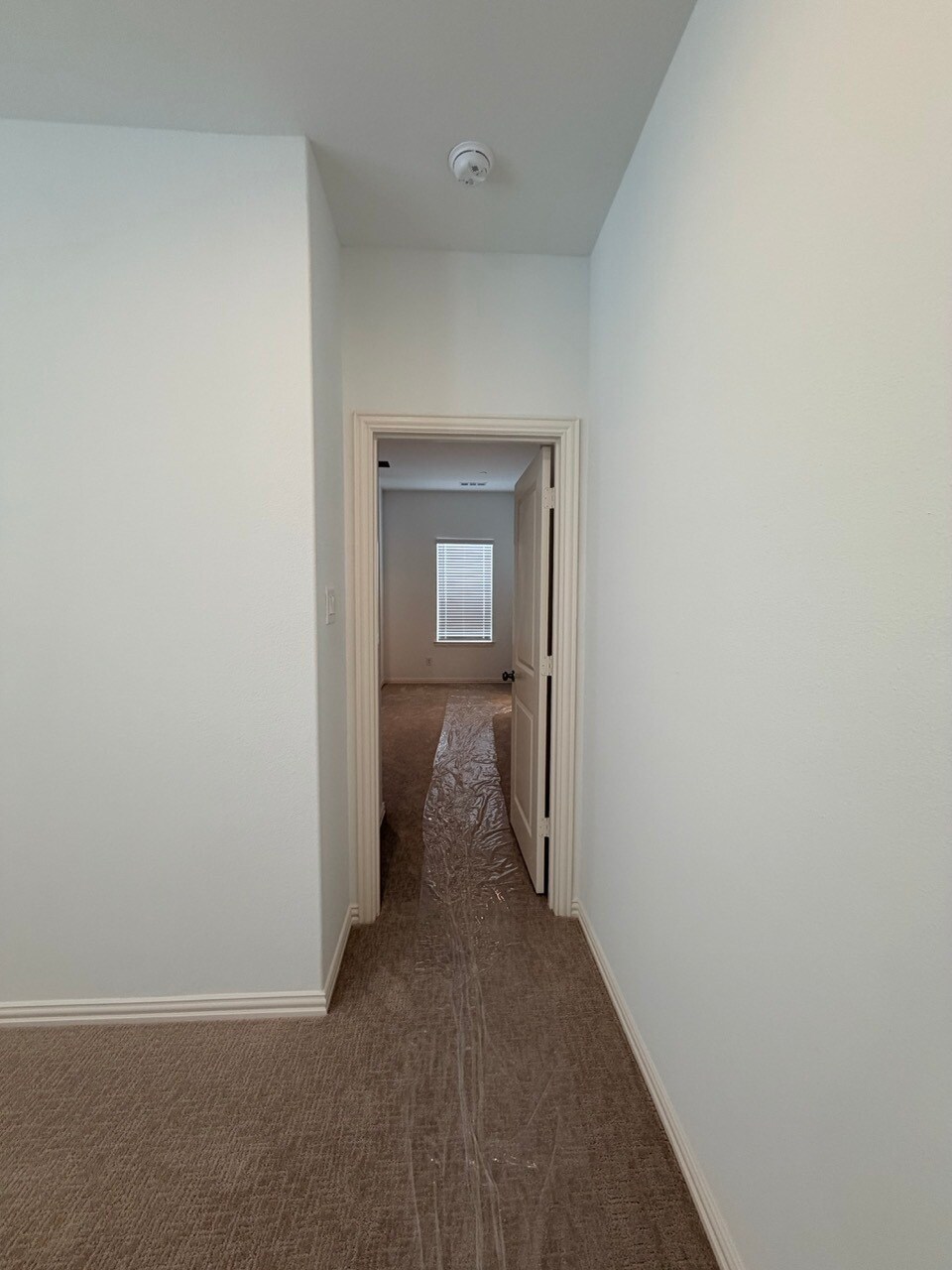 Entrance master bedroomj - 4729 Spinner St