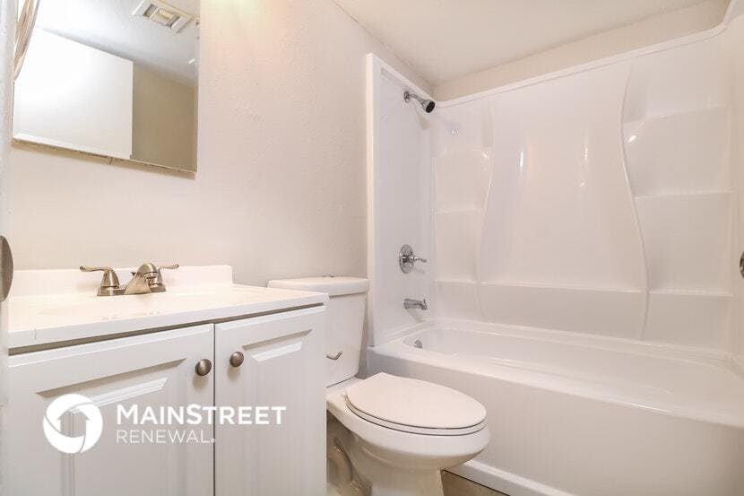 Building Photo - 10546 N 73rd Dr