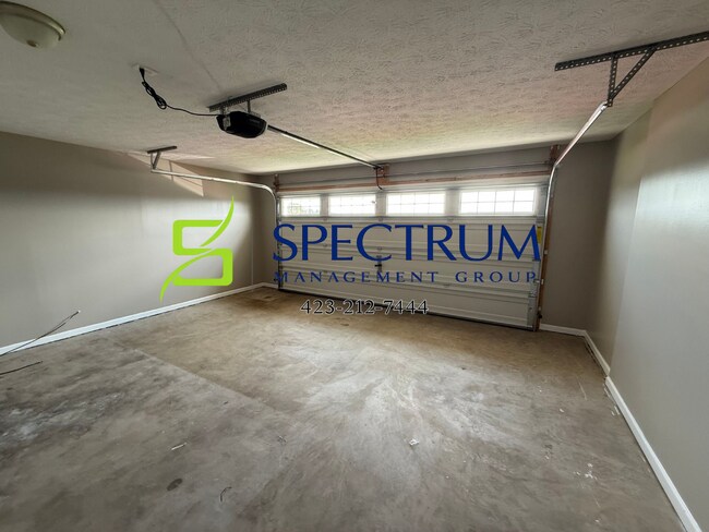 Building Photo - 1068 Rosella Dr
