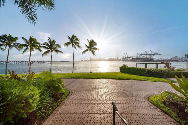 Building Photo - 5245 Fisher Island Dr