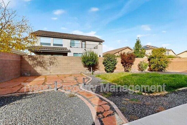 Building Photo - 1923 Redondo Peak Dr NW