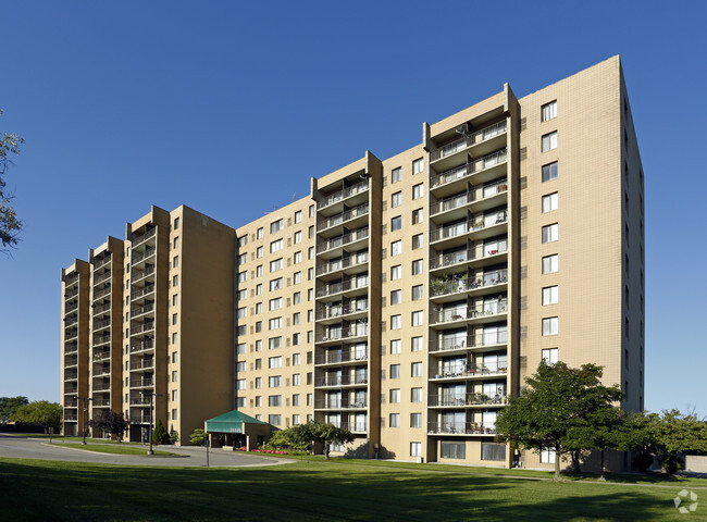 Building Photo - Highland Towers - Senior Living 55+