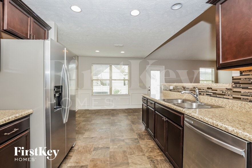 Building Photo - 3207 Dupree Ln
