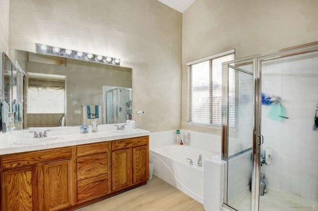 Building Photo - 1608 Bottlebrush Cir