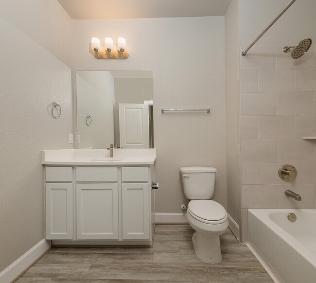 Building Photo - 15770 Old Conroe Rd