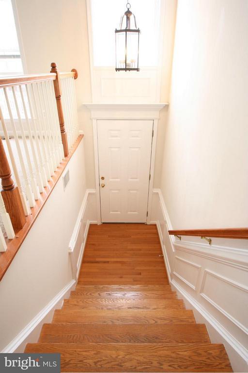 Building Photo - 8250 Red Carnation Ct