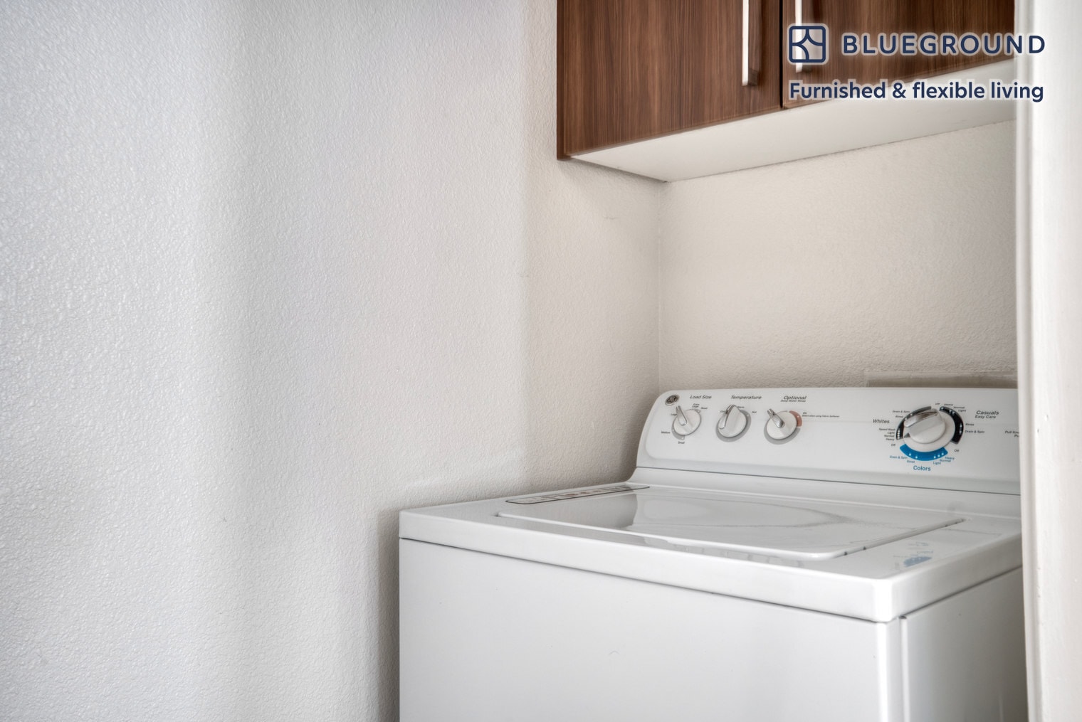 Building Photo - 1265 Lakeside Dr