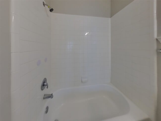 Building Photo - 3963 Mossy Spring Ln