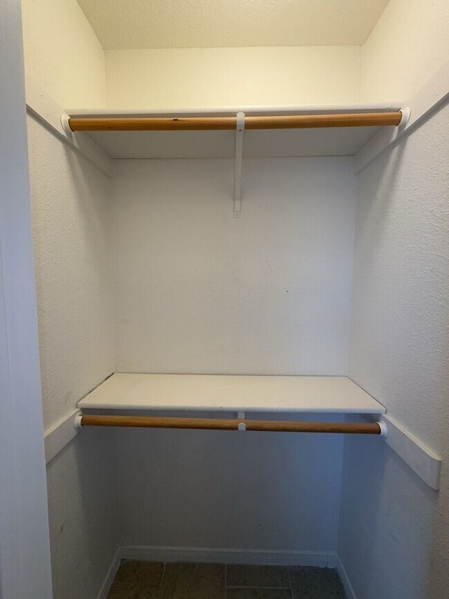 Building Photo - AVAILABLE SOON!