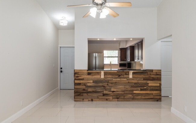 Building Photo - 3129 Millwood Terrace