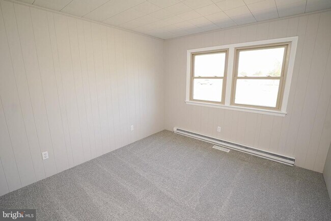 Building Photo - 14880 Concord Rd