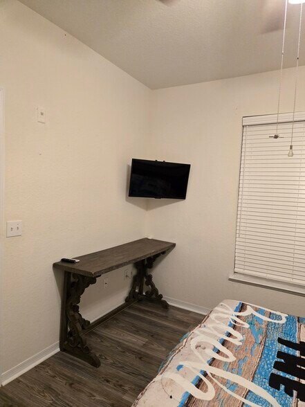 Building Photo - 2615 Maitland Crossing Way