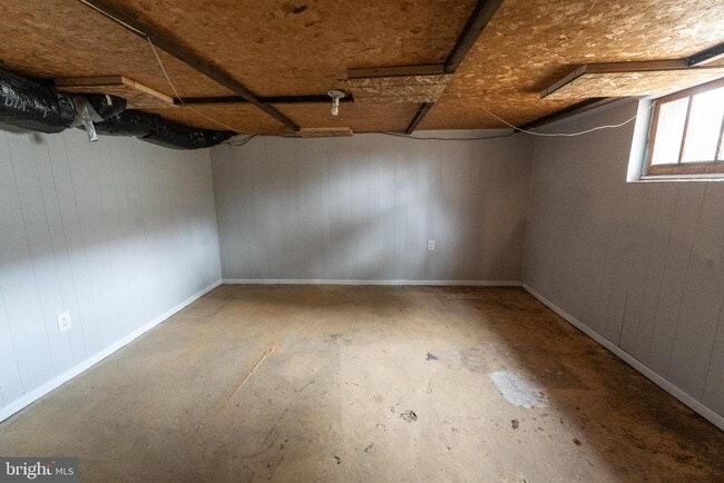 Building Photo - 8997 Concord Rd