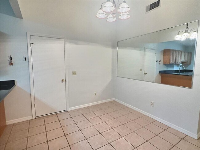 Building Photo - 243 NW 48th Blvd