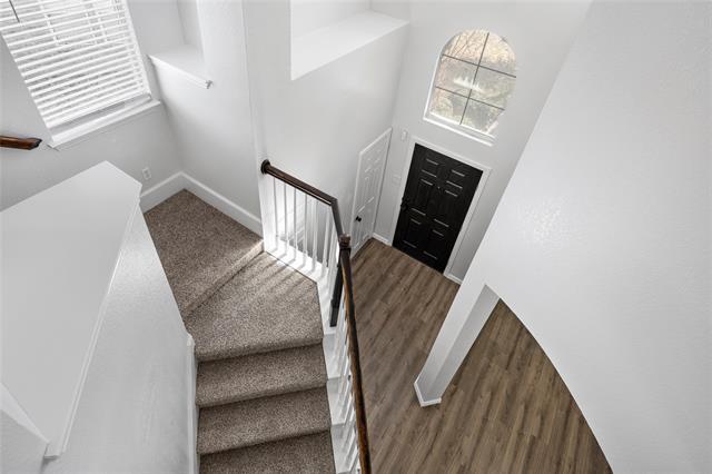 Building Photo - 2000 Webb Dr