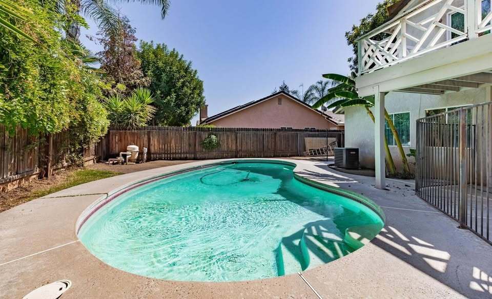 Building Photo - 2683 Mitchell Ave