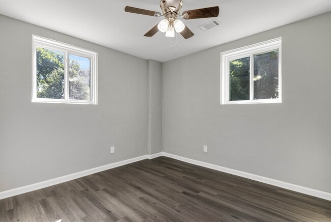Building Photo - 2060 Nettie Ct