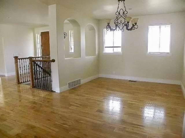 Building Photo - 1377 E 300 N