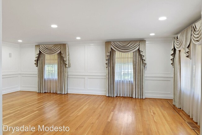 Building Photo - 5 br, 5 bath House - 2837 Scenic Bend