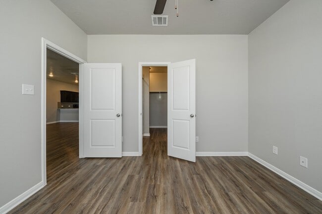 Building Photo - 2039 Vintage Farms Wy