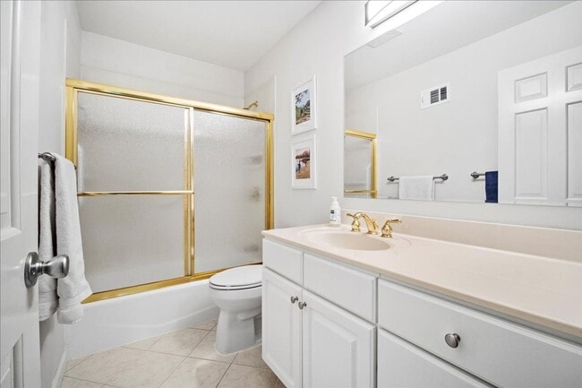 Building Photo - Spacious Ranch in Des Peres