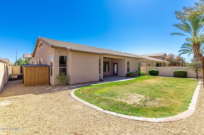 Building Photo - 756 W Citrus Way