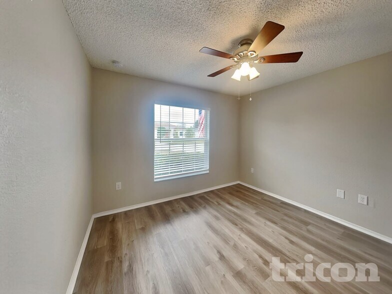 Building Photo - 1617 Taylor Brooke Dr