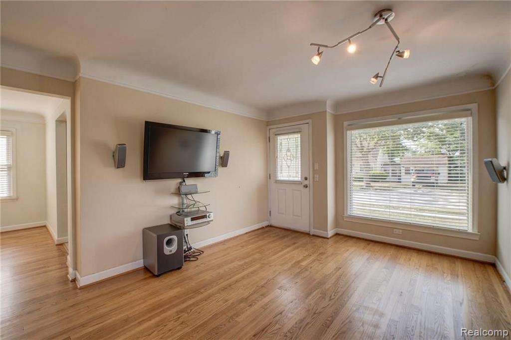 Building Photo - 3602 Ravena Ave