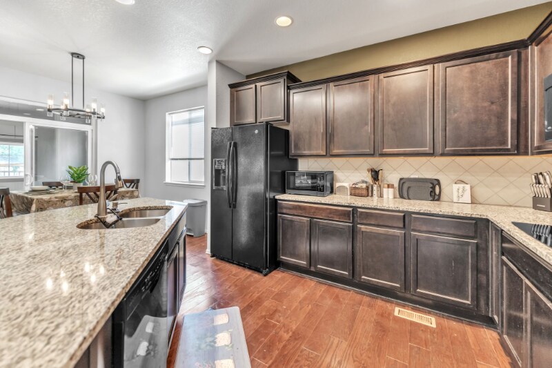 Building Photo - 5153 Chicory Cir