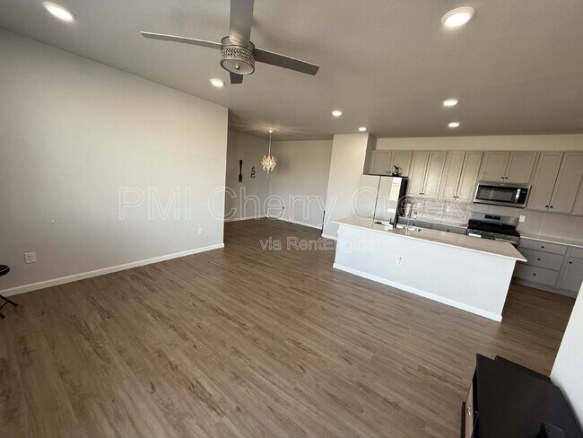 Building Photo - 13887 Deertrack Ln
