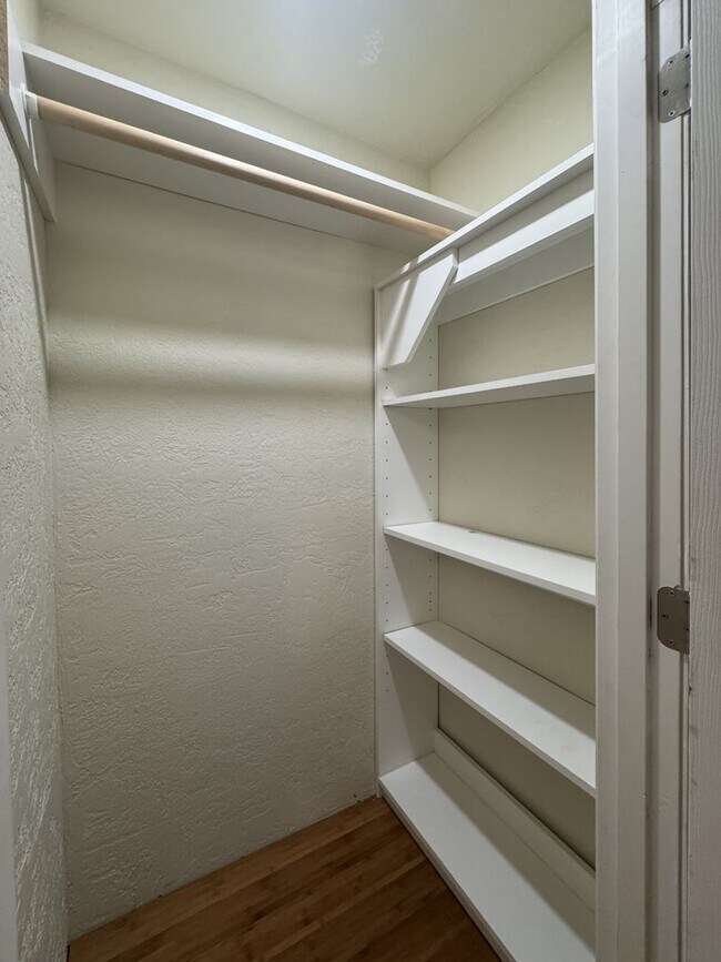 Building Photo - 5-Bed, 3-Bath in South Eugene