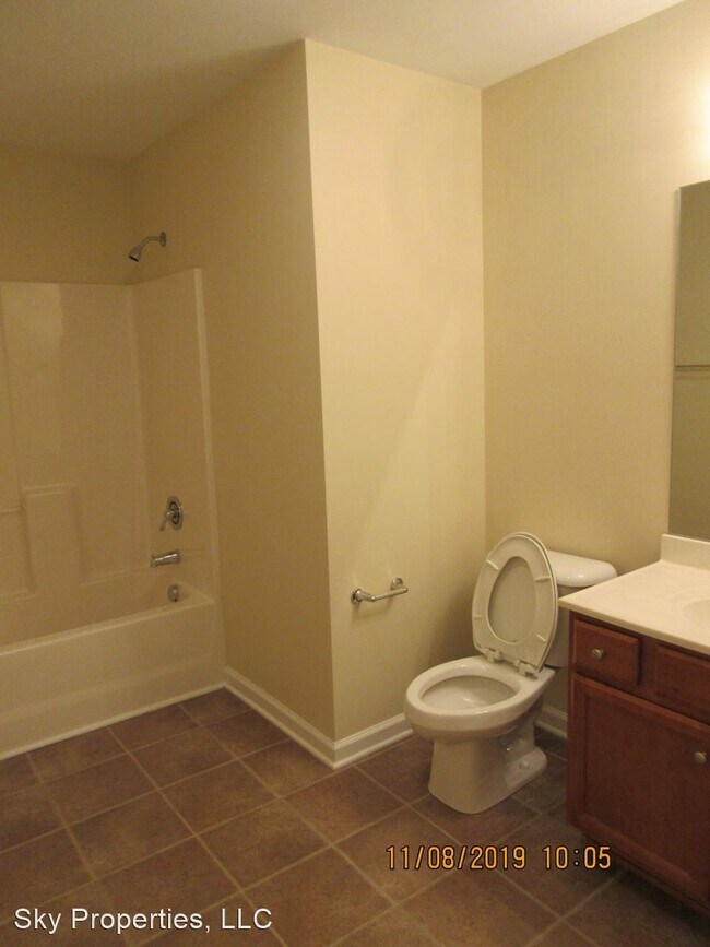 Building Photo - 1755 Galbraith Rd