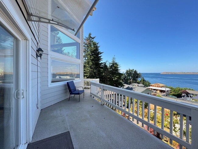 Building Photo - Stunning Home for Lease in Diamond Point