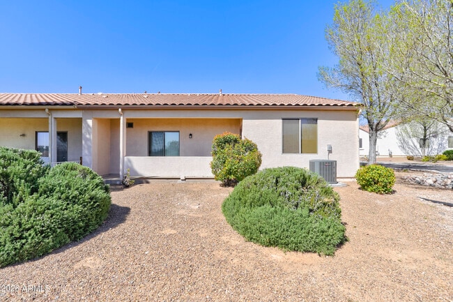 Building Photo - 935 Salida Ln