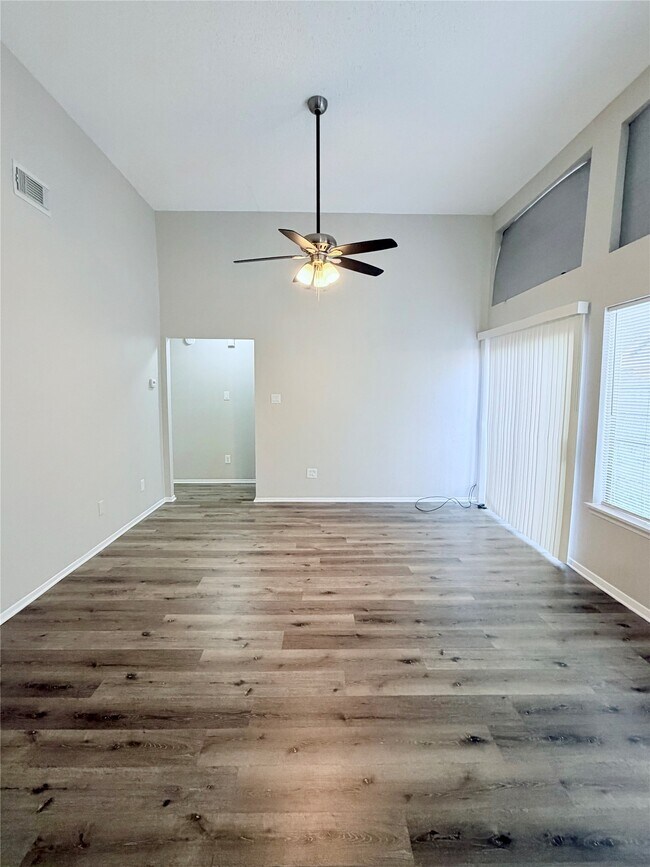 Building Photo - 18714 Haughland Dr