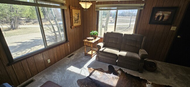 Building Photo - 7 Bert Rd