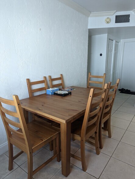 Dining Table Area - 1001 SE 16th St