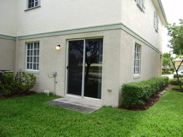 Building Photo - 967 Abaco Ln