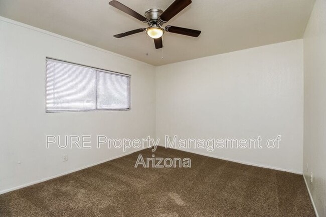 Building Photo - 810 E Colter St