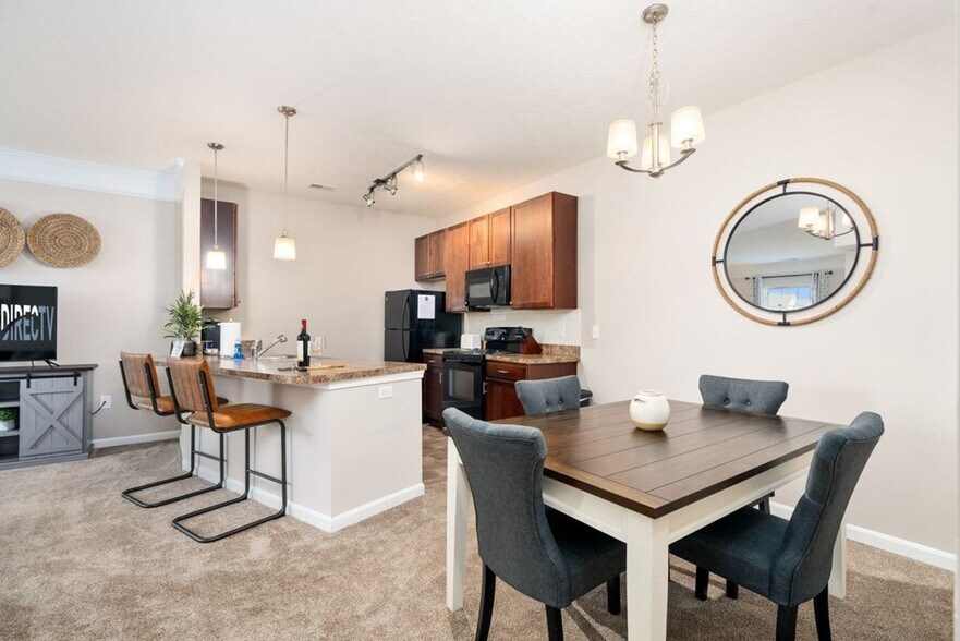 Building Photo - 3960 Knapford Dr