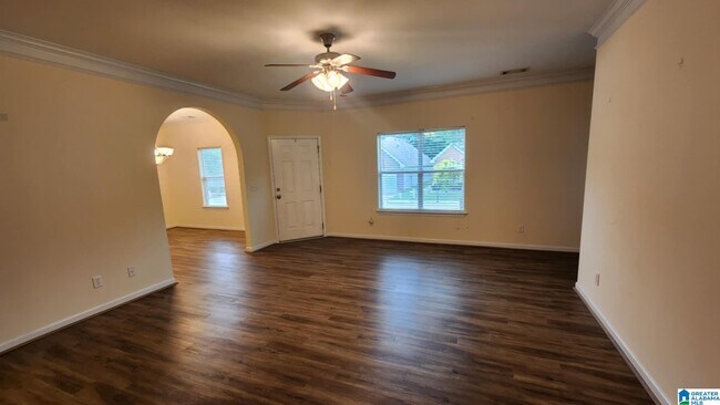 Building Photo - 299 High Ridge Dr