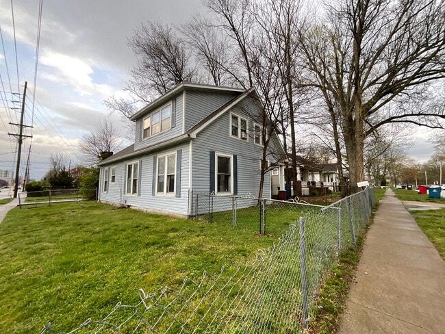 Building Photo - Pre Leasing