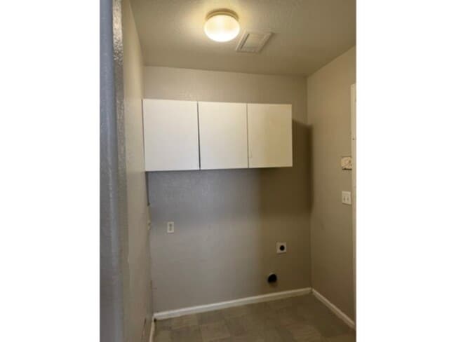 Building Photo - 21498 E 46th Ave