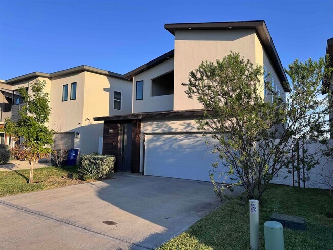 Building Photo - 417 Deer Path Lp