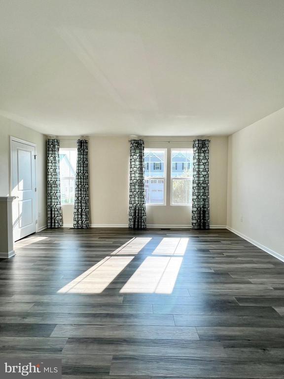 Building Photo - 123 Wye Oak Dr