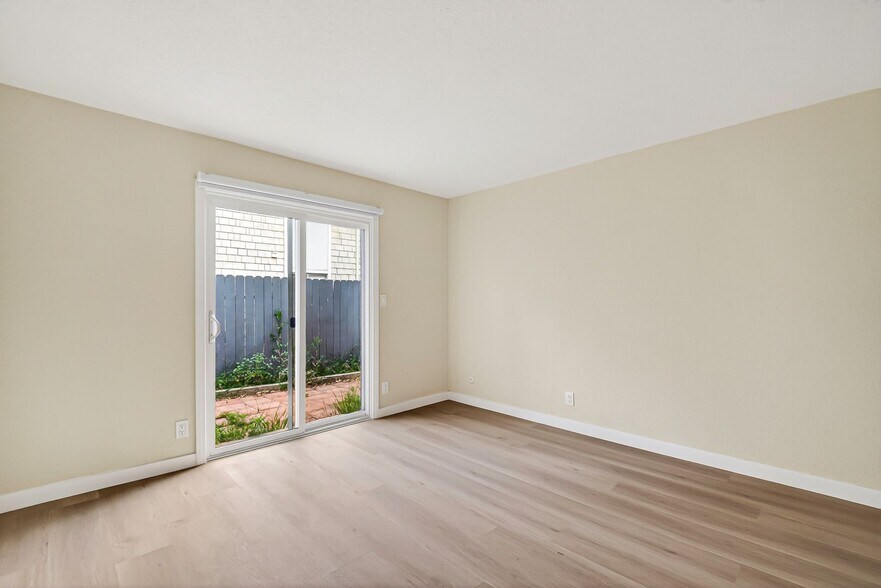 Building Photo - 1250 S Brookhurst St