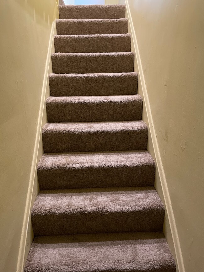 Building Photo - 7006 Eastern Ave