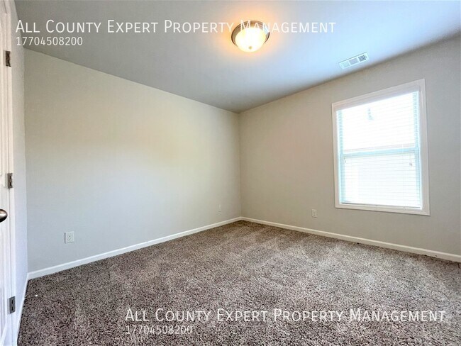 Building Photo - 6512 Crosscreek Ln